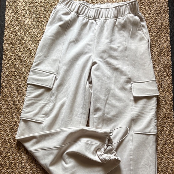 Avia Pants - Women's Cream Athleisure Pants Size 4